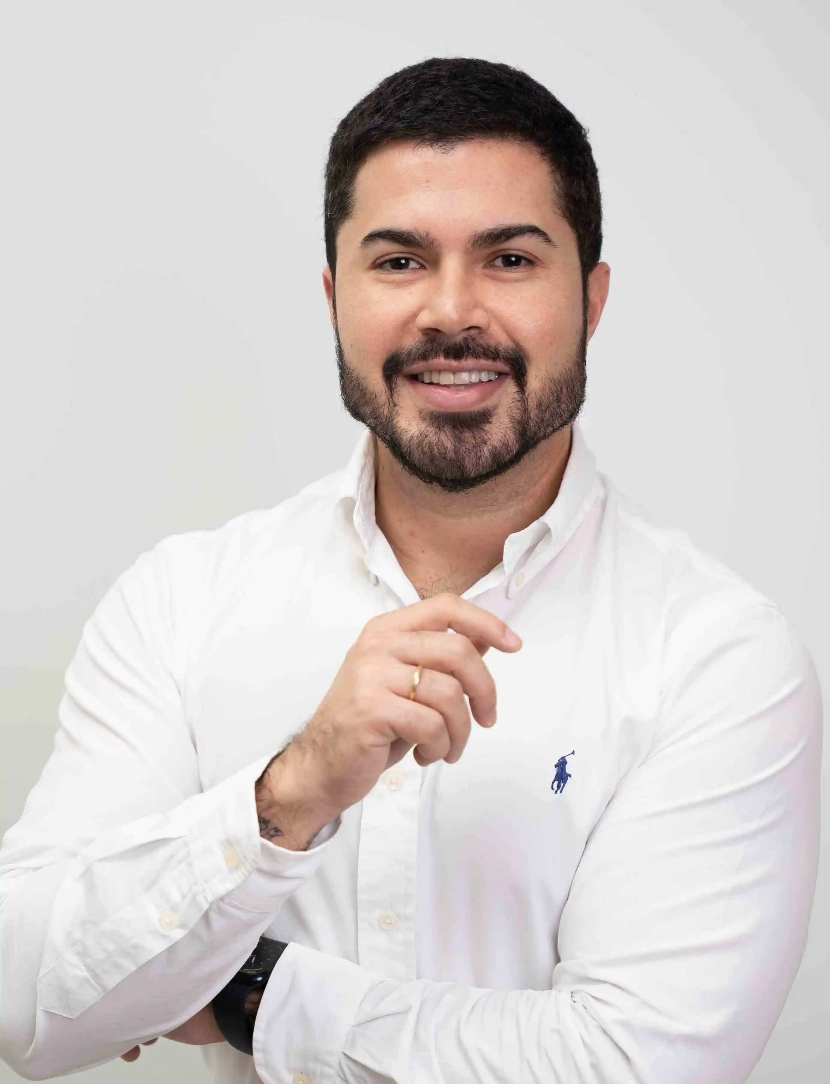 Dr. Vinícius Sanchez — ortopedista com foco em fibromialgia e dor crônica em São Paulo